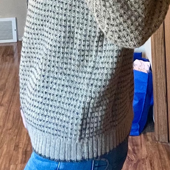 Woolrich sweater - Picture 7 of 8